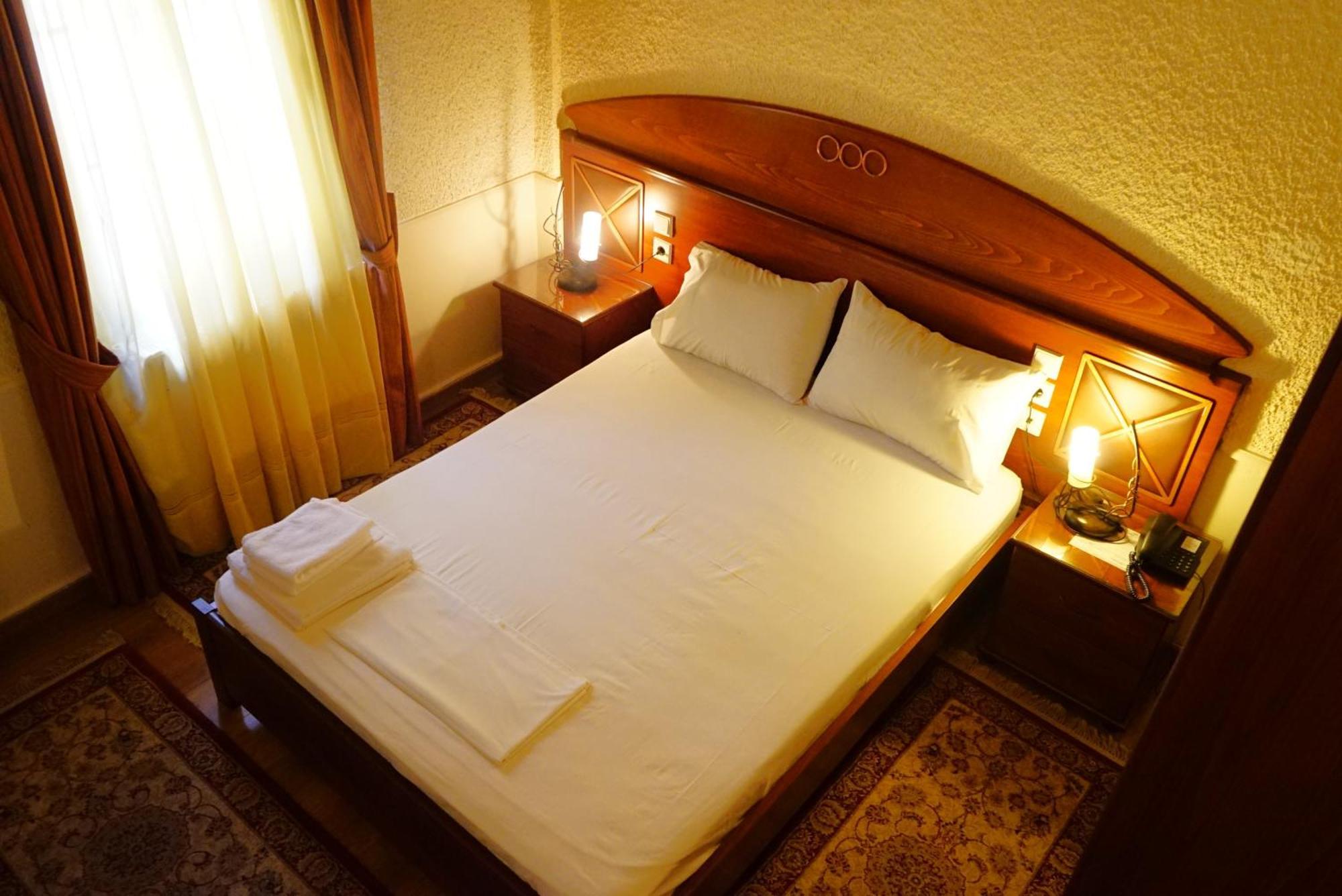 Chania Hotel Екстериор снимка