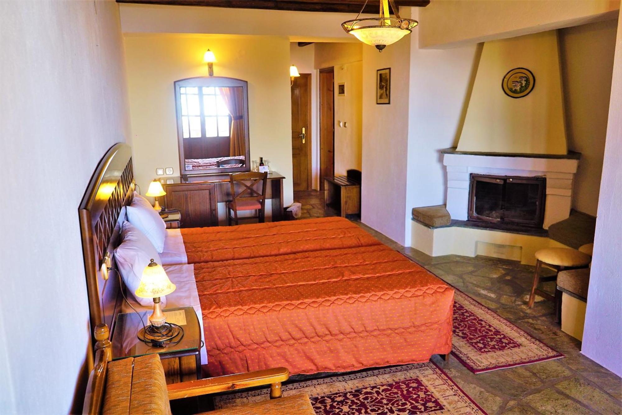 Chania Hotel Екстериор снимка
