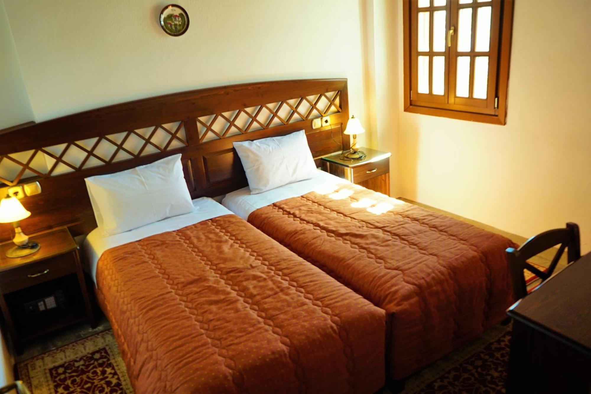 Chania Hotel Екстериор снимка