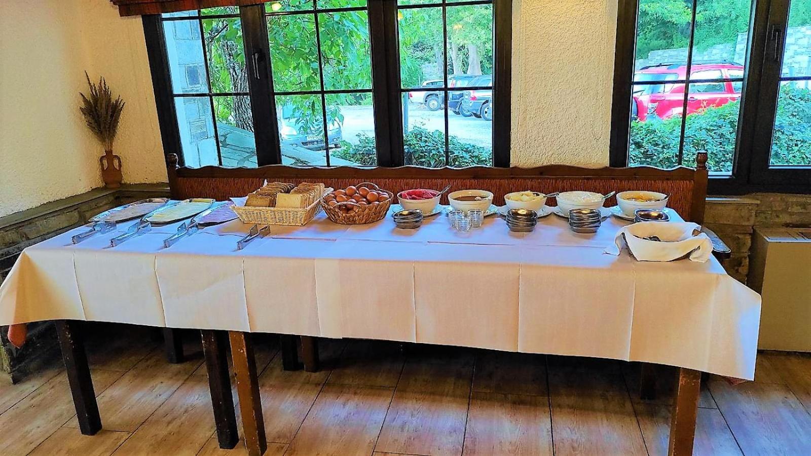 Chania Hotel Екстериор снимка