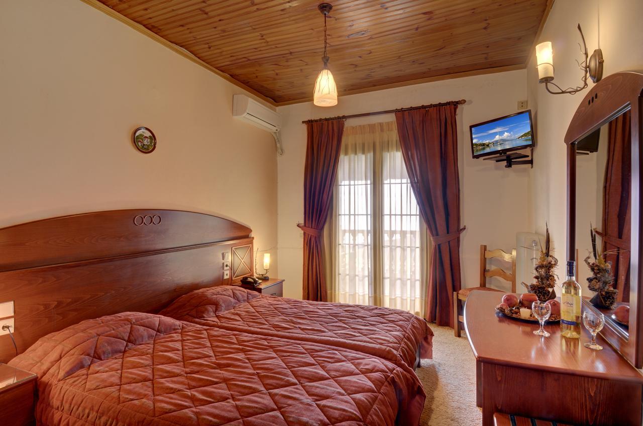Chania Hotel Екстериор снимка
